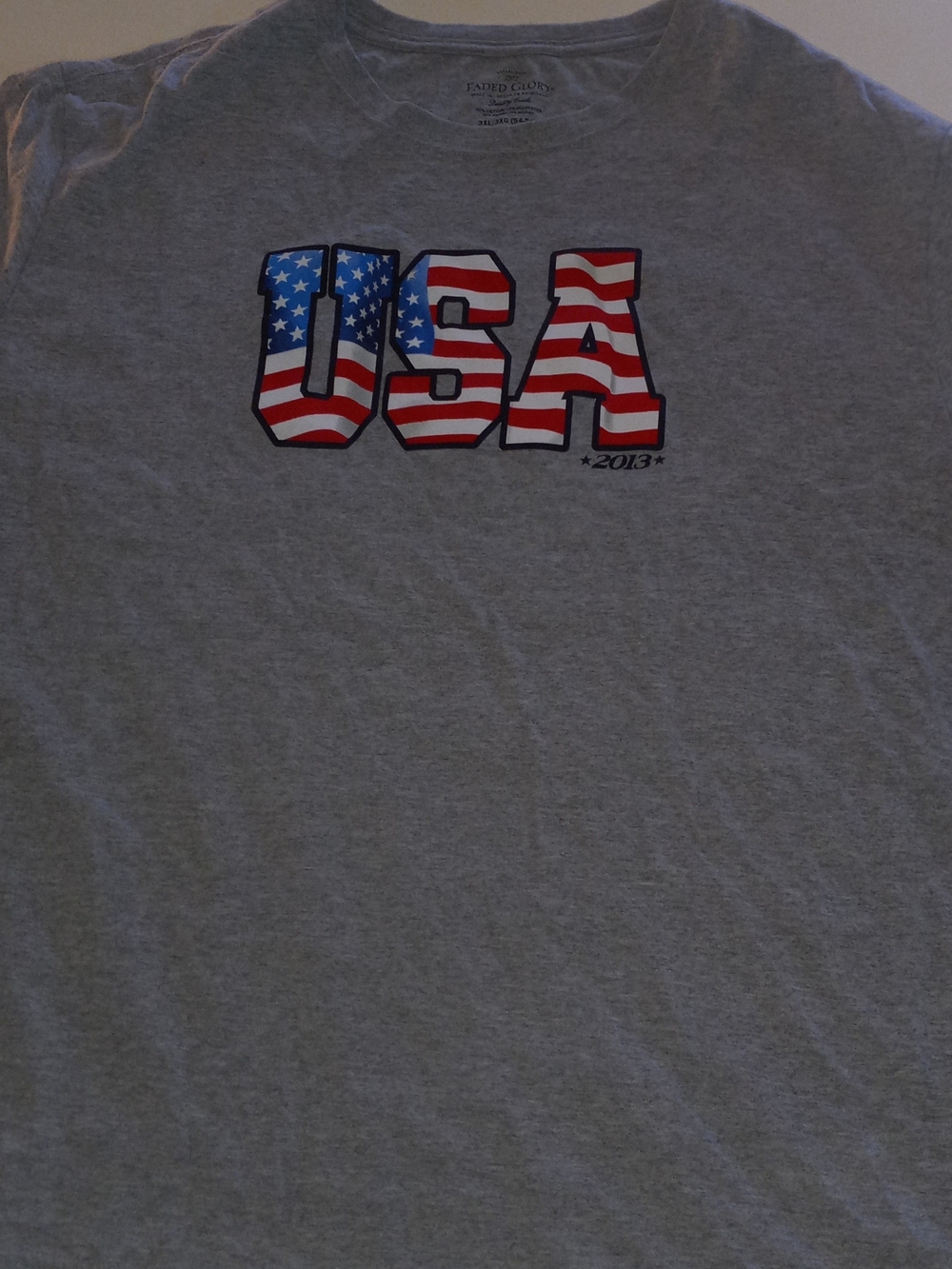 Faded Glory Gray Short-Sleeve Tee with USA Flag Graphic